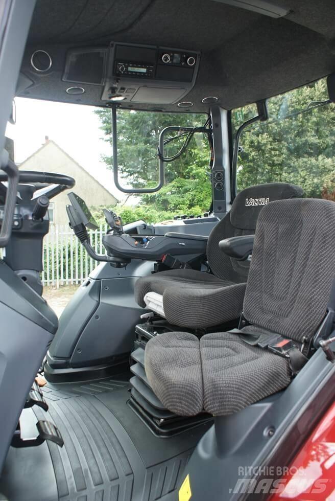 Valtra N 175 Versu الجرارات