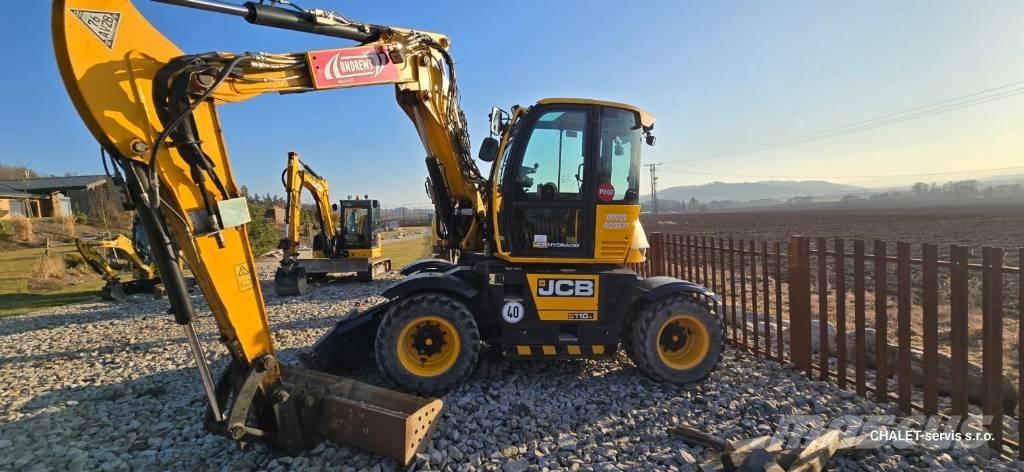 JCB 110 W Hydradig حفارات بعجل