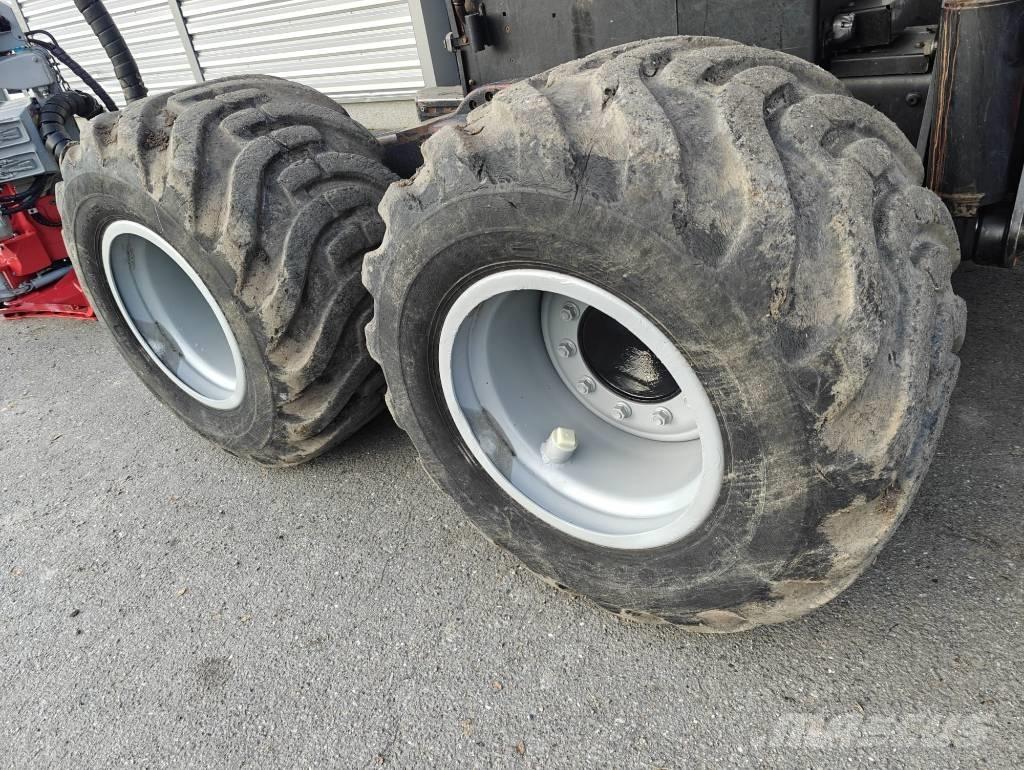 Komatsu 901 TX.1 حصادات