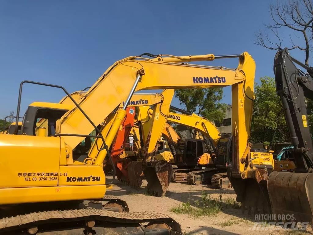Komatsu PC 220-7 حفارات زحافة