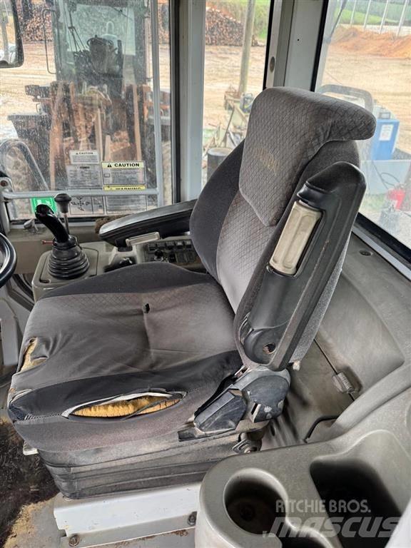 Hyundai HL 757 TM-7 لوادر بعجل