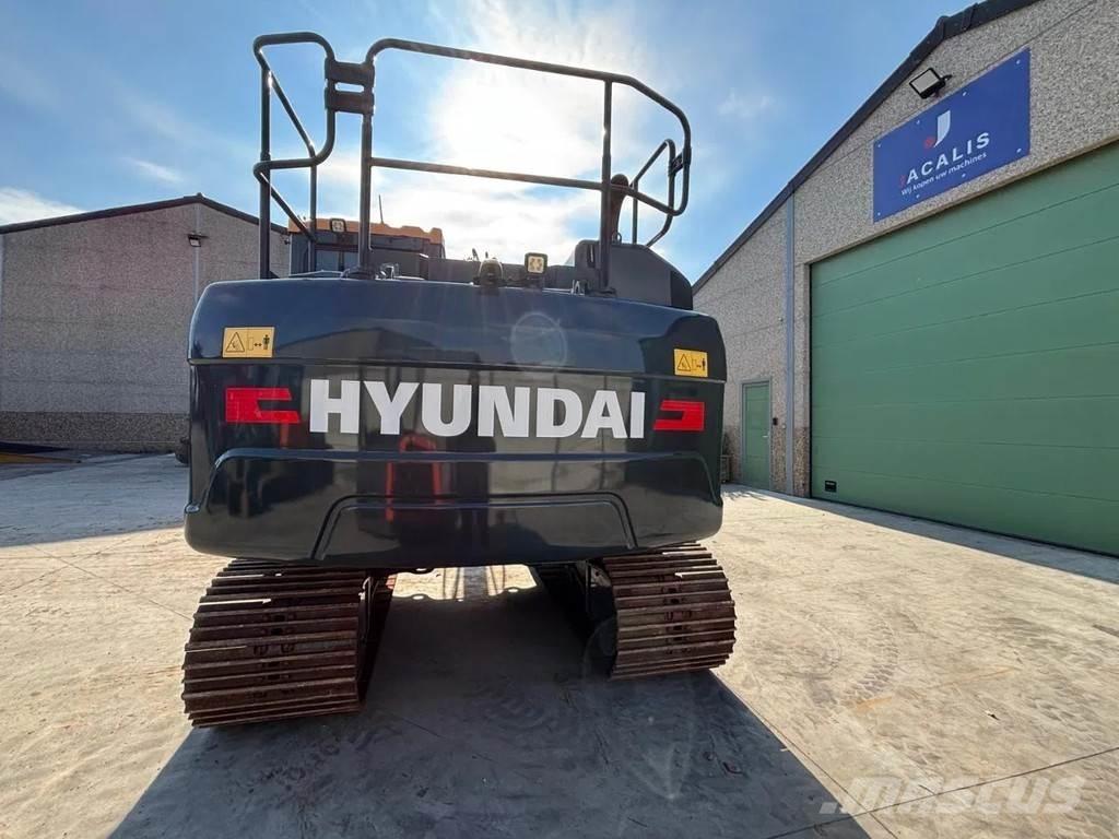 Hyundai HX140AL حفارات زحافة