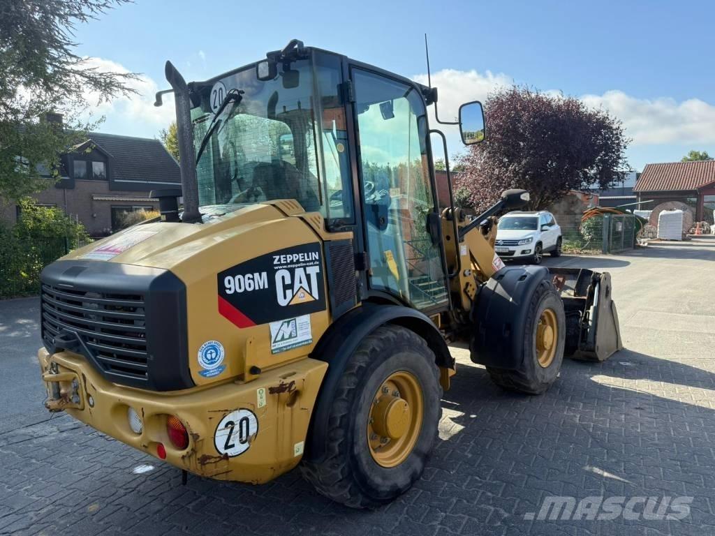 CAT 906M  1831h لوادر بعجل