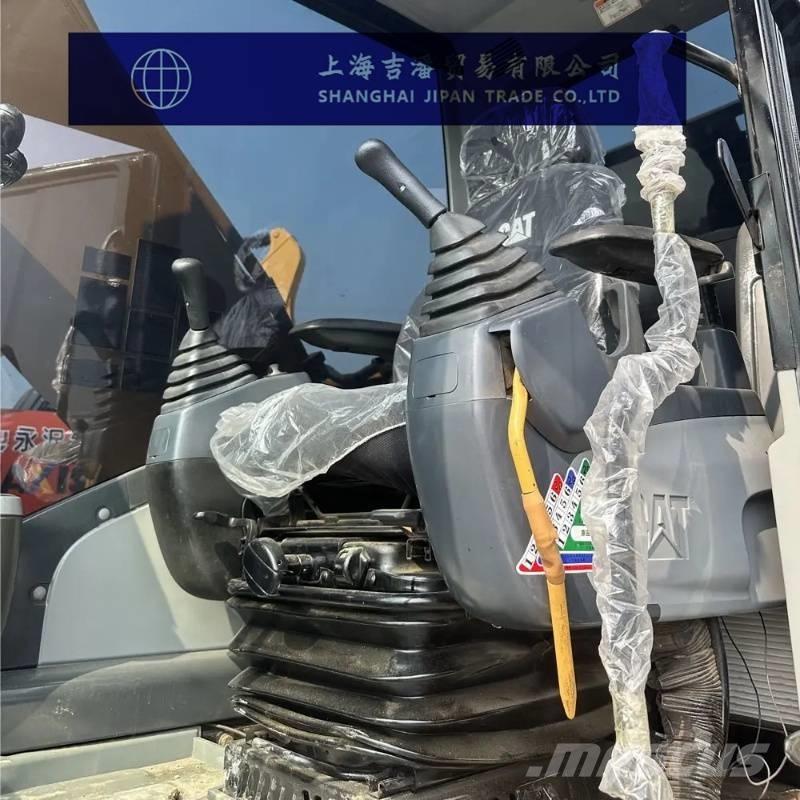 CAT 329 D حفارات زحافة