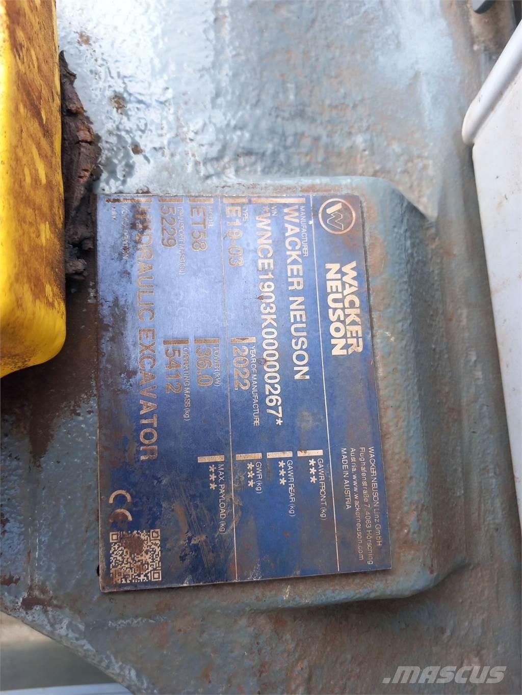 Wacker Neuson ET58 حفارات زحافة