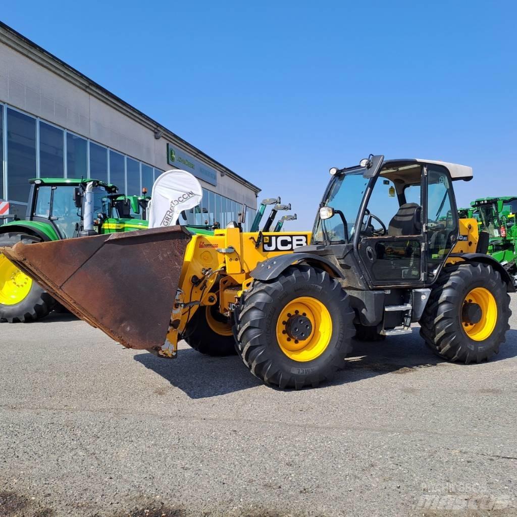 JCB 550-80 معدات مناولة لأغراض الزراعة