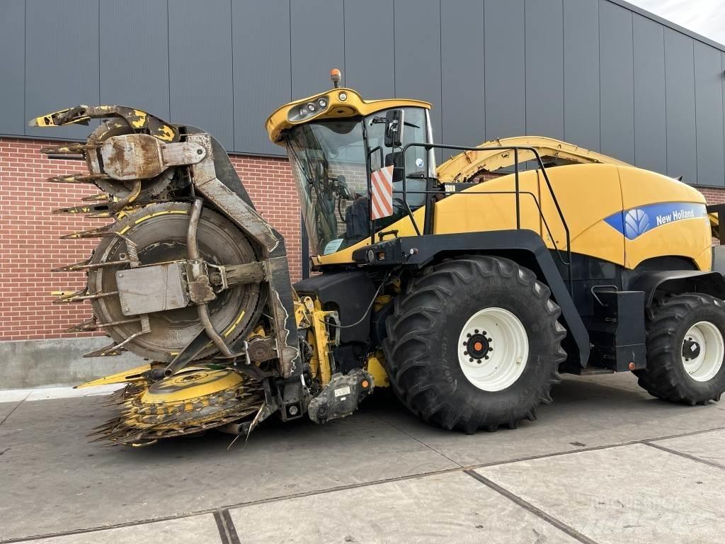 New Holland FR9080 علافات ذاتية الدفع