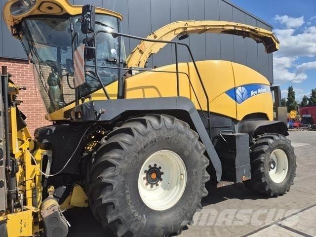 New Holland FR9080 علافات ذاتية الدفع