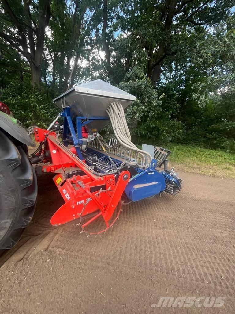 Kuhn HR 304 D الكاسحات وقلابات التربة ذات المحركات