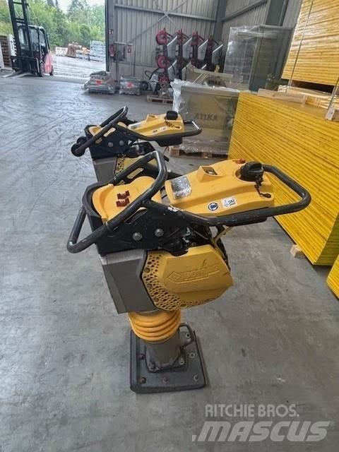 Bomag BT65 دكاكات أفقية