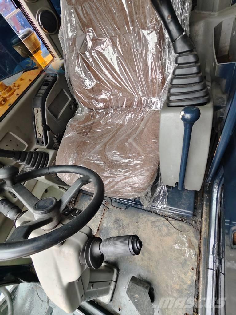 Hyundai Robex 60 VS حفارات صغيرة أقل من 7 طن (حفارات صغيرة)