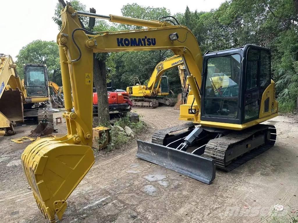 Komatsu PC70-8 حفارات وسط 7 طن - 12 طن