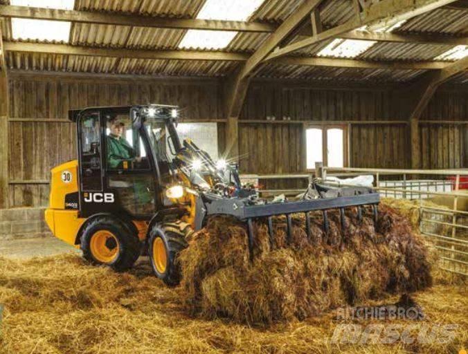 JCB 403 لوادر متعددة الأغراض