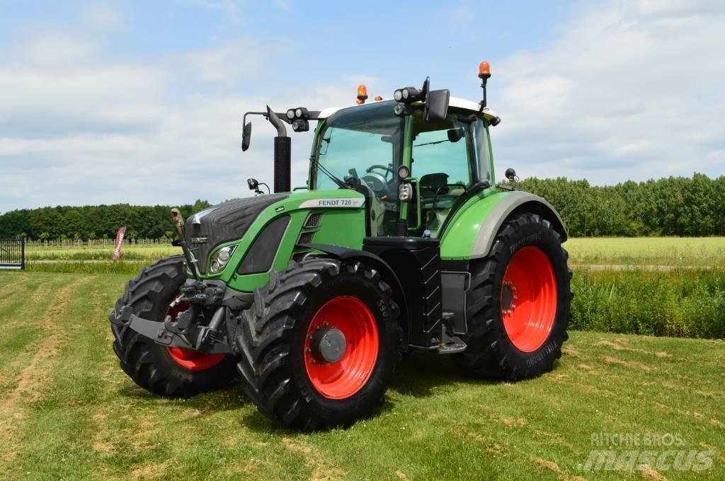 Fendt 720 SCR Vario الجرارات