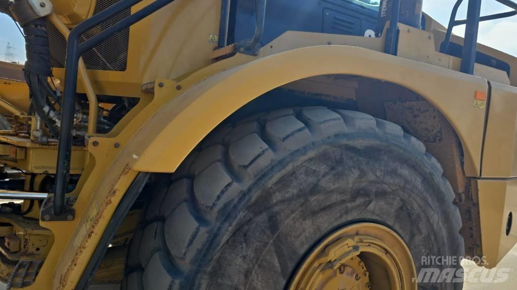 CAT 745 ساحبات مفصلية