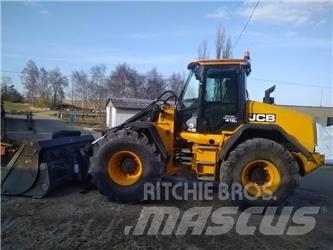 JCB 418 S لوادر بعجل