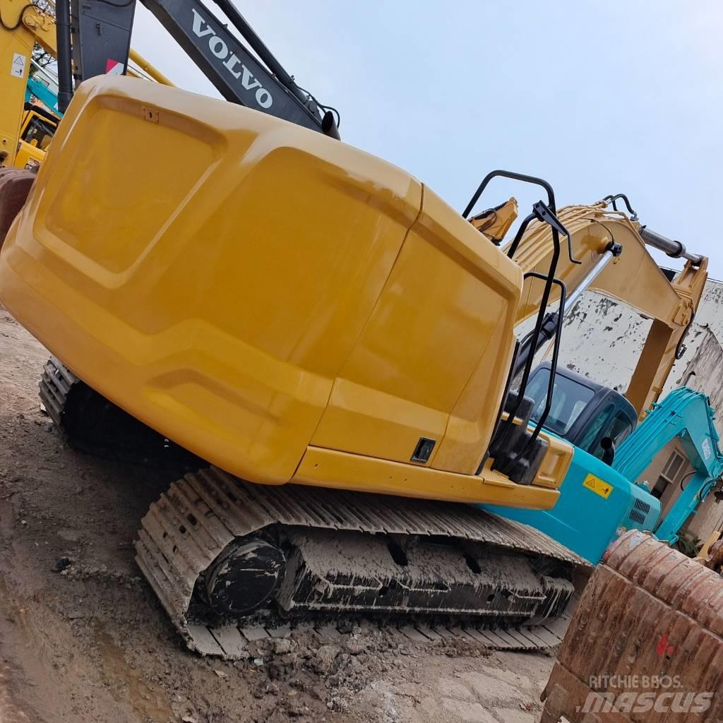 CAT 320 GC حفارات زحافة