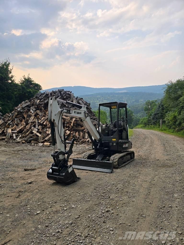 Bobcat E 32 حفارات صغيرة أقل من 7 طن (حفارات صغيرة)