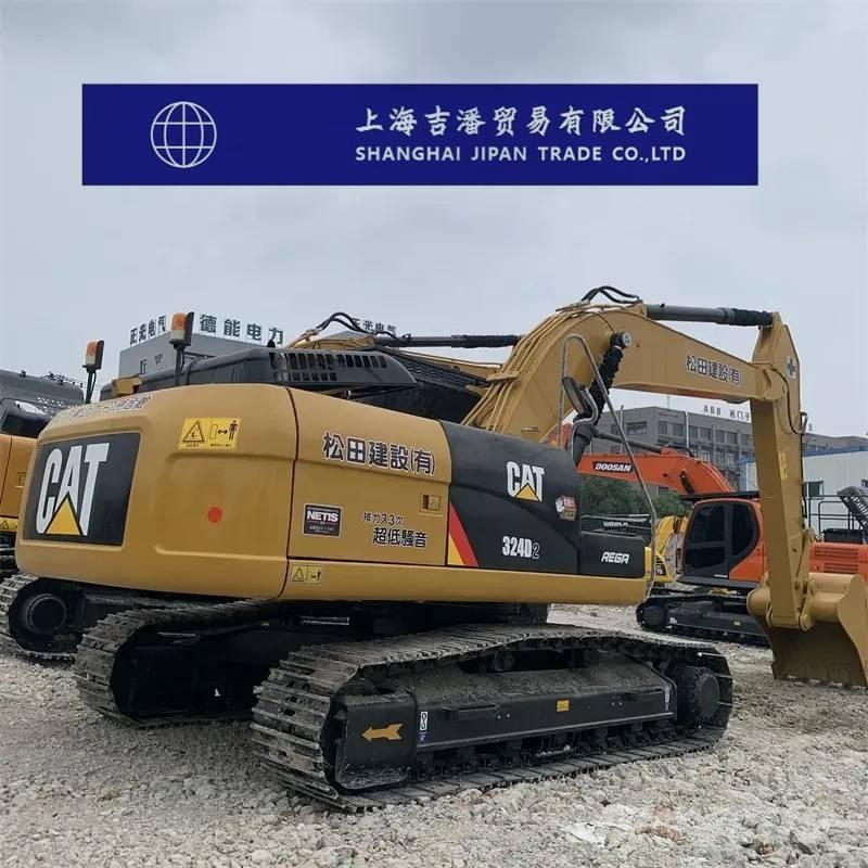 CAT 324 D حفارات زحافة
