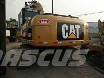CAT 320 D حفارات زحافة