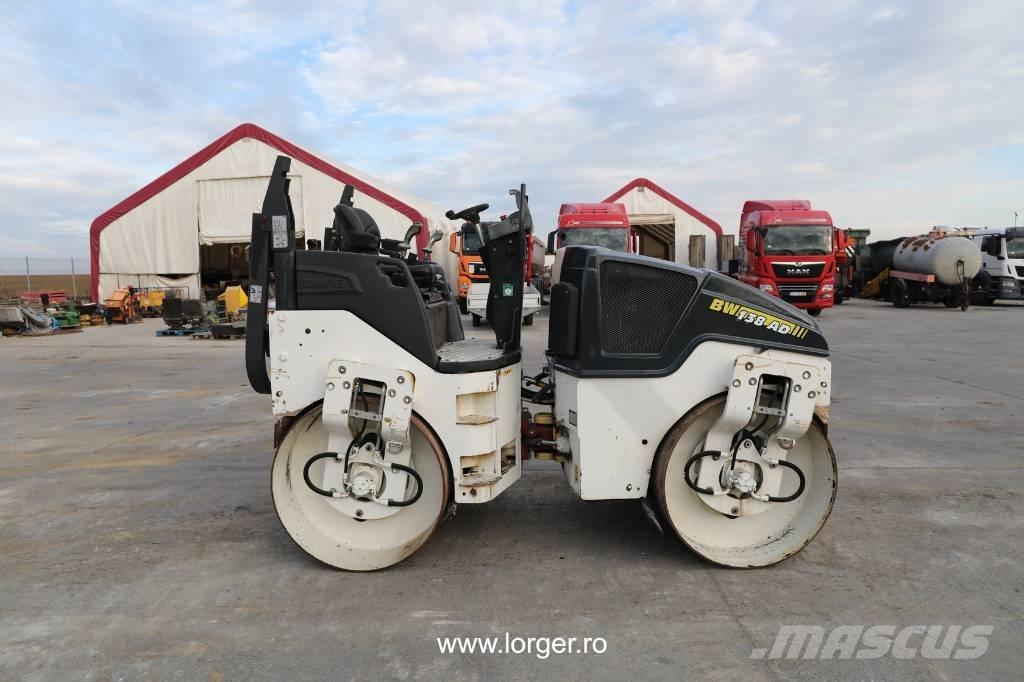 Bomag BW 138 AD-5 مداحل ثنائية الاسطوانة