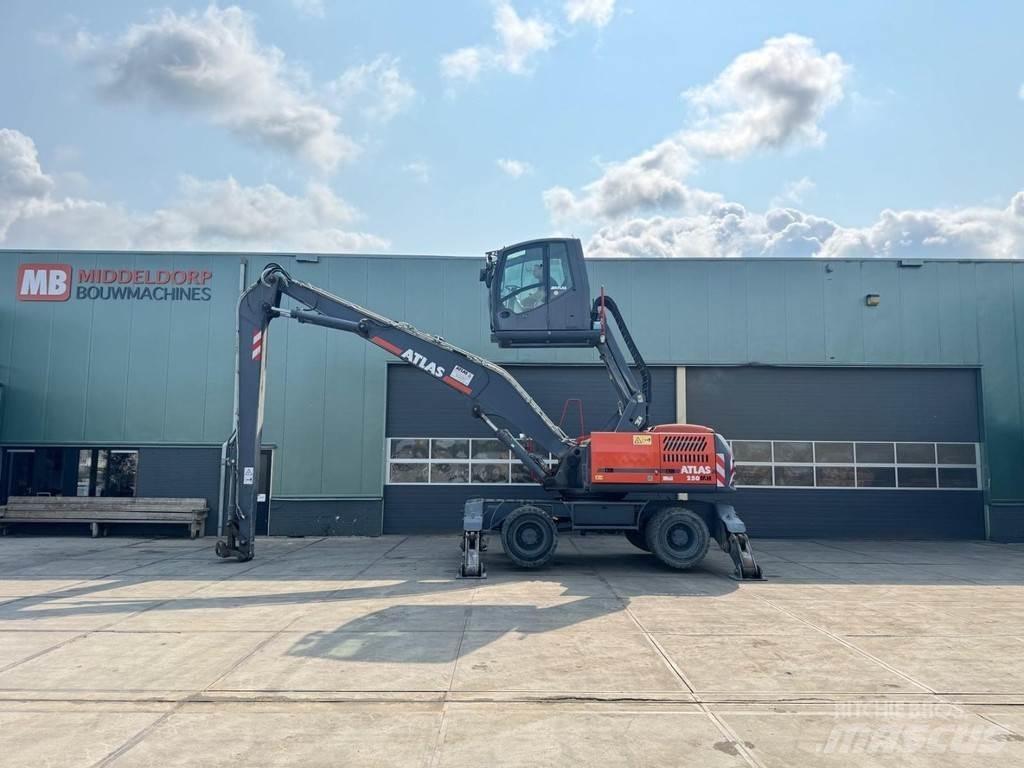 Atlas 250 MH مناولات المخلفات / مناولات صناعية