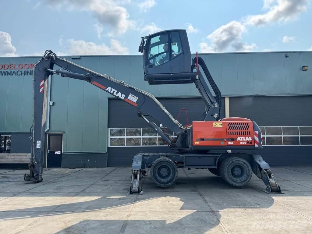 Atlas 250 MH مناولات المخلفات / مناولات صناعية
