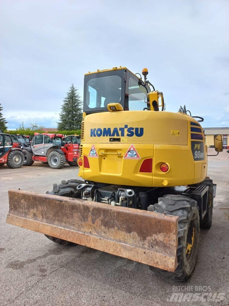 Komatsu PW 98 MR حفارات بعجل