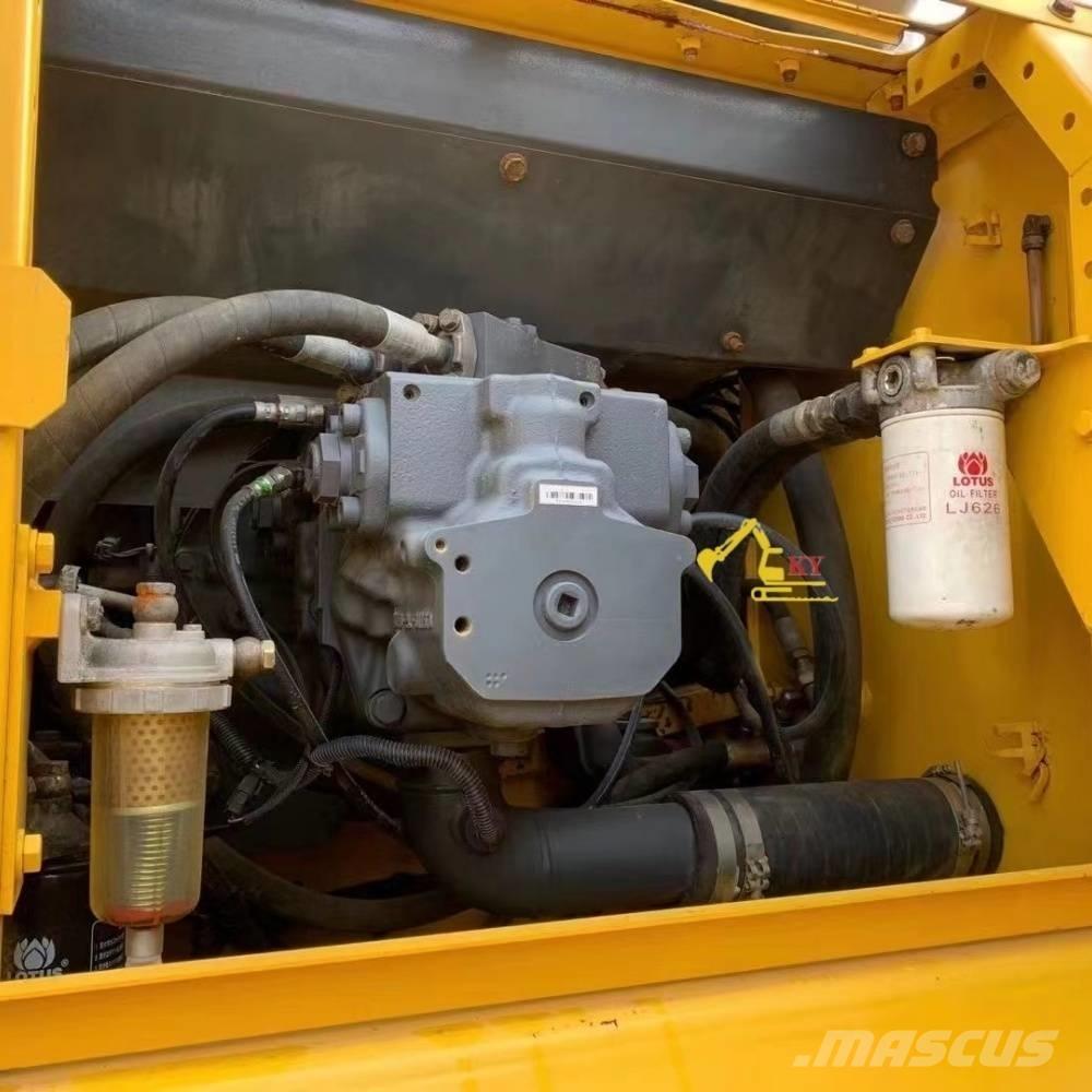 Komatsu P 270 حفارات زحافة