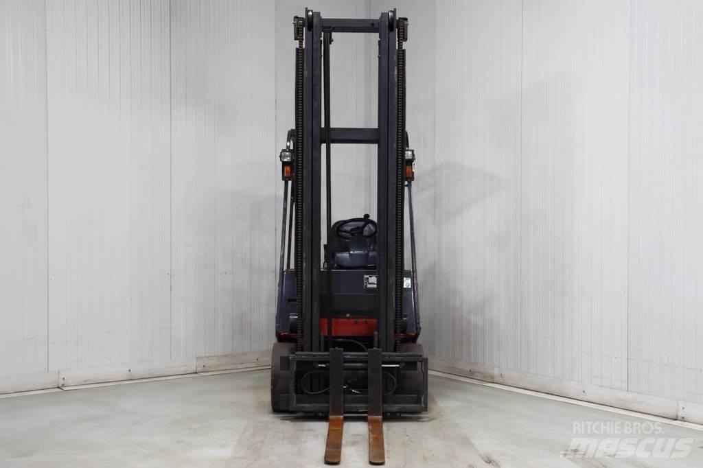 Nissan Q02L25CU شاحنات ذات رافعات شوكية تعمل بالكهرباء