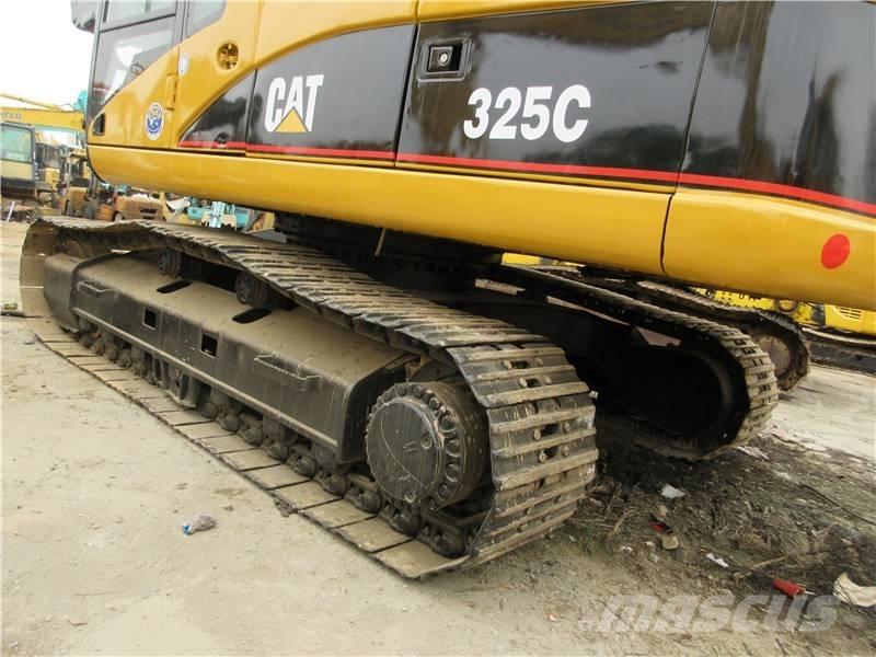 CAT 325 C حفارات زحافة