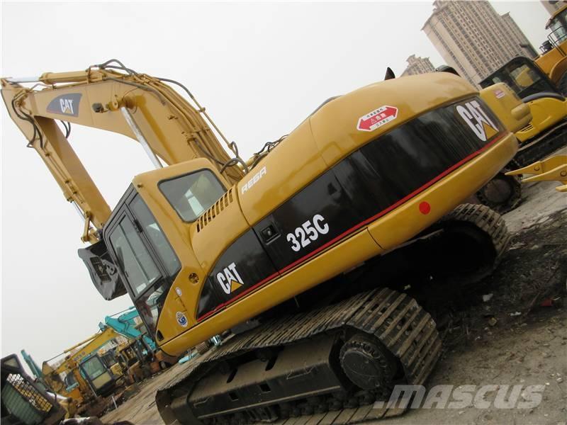 CAT 325 C حفارات زحافة