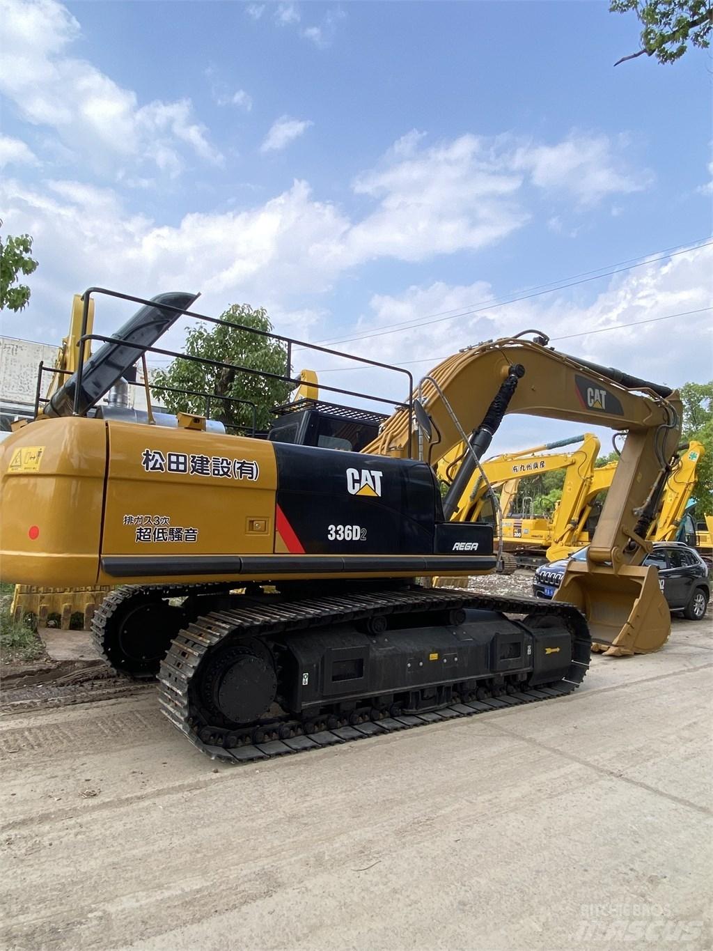 CAT cat336d حفارات زحافة