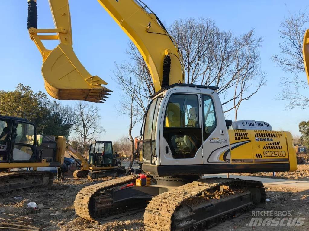 Kobelco SK 250 حفارات زحافة