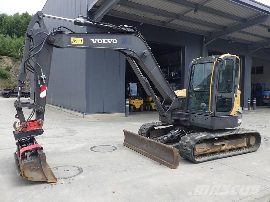 Volvo ECR 88 D حفارات زحافة