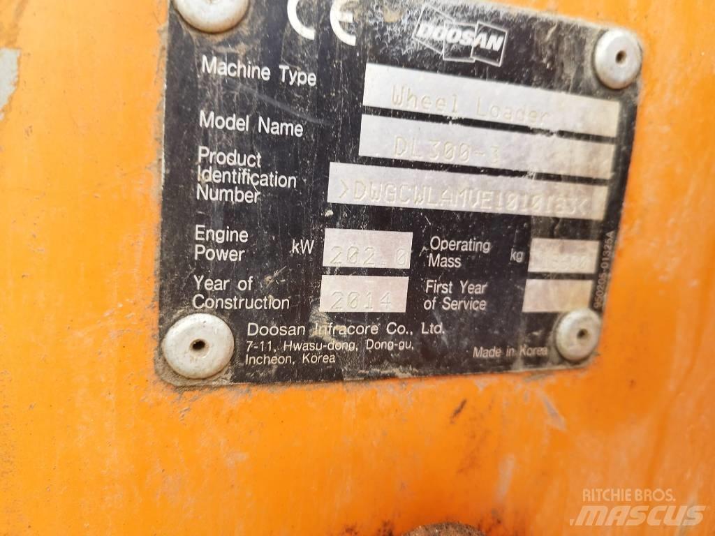 Doosan DL 300-3 لوادر بعجل