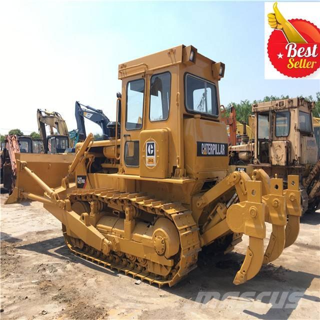 CAT D 6 D بلدوزرات مجنزرة