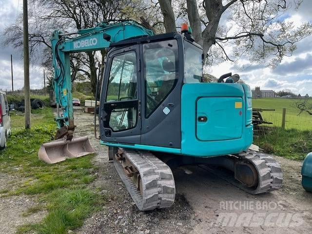 Kobelco SK 75 SR حفارات وسط 7 طن - 12 طن