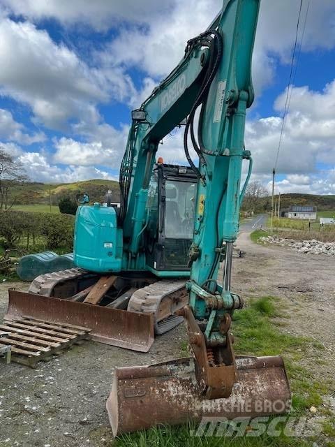 Kobelco SK 75 SR حفارات وسط 7 طن - 12 طن