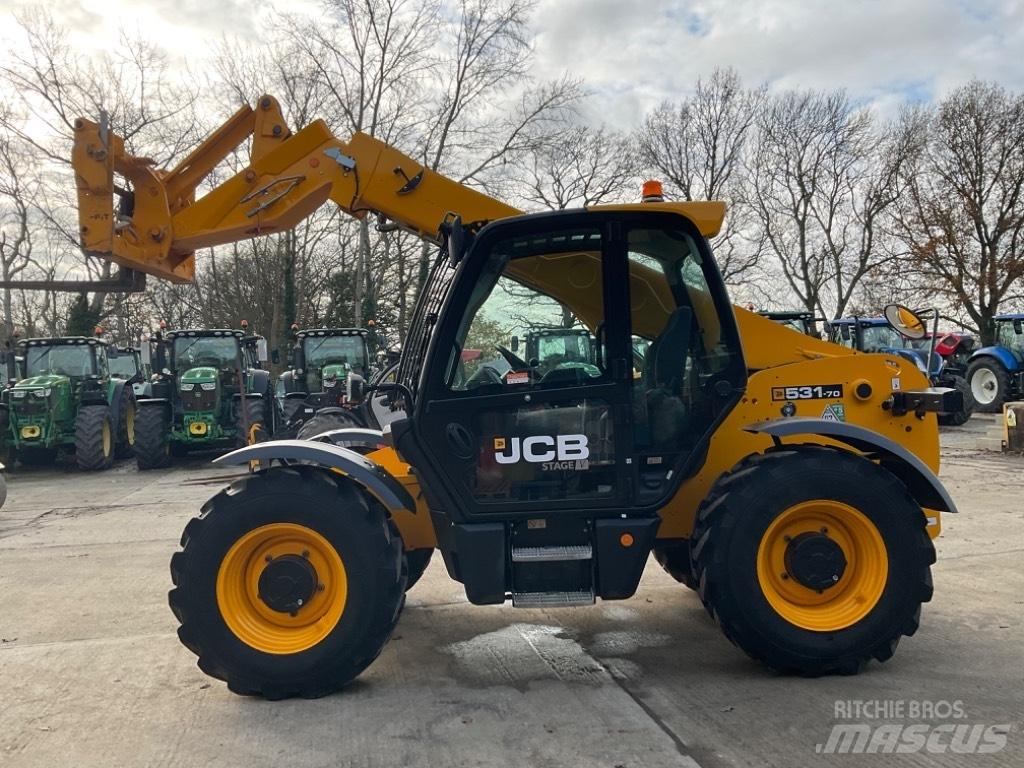 JCB 531-70 مناولات متداخلة