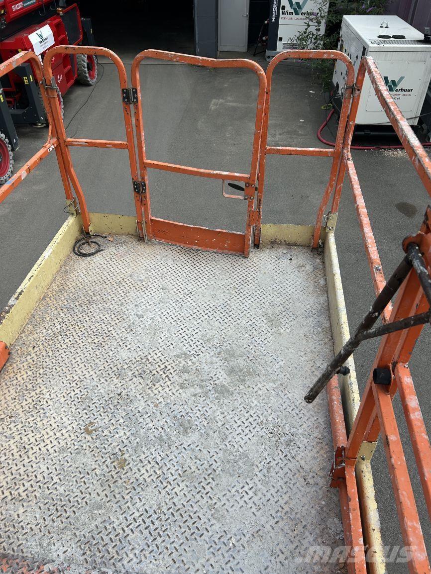 JLG 4069 LE (3524) رافعات مقصية الشكل
