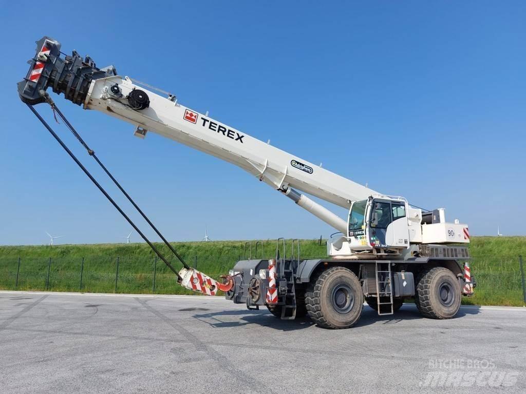 Terex RT90 رافعات الطرق الوعرة