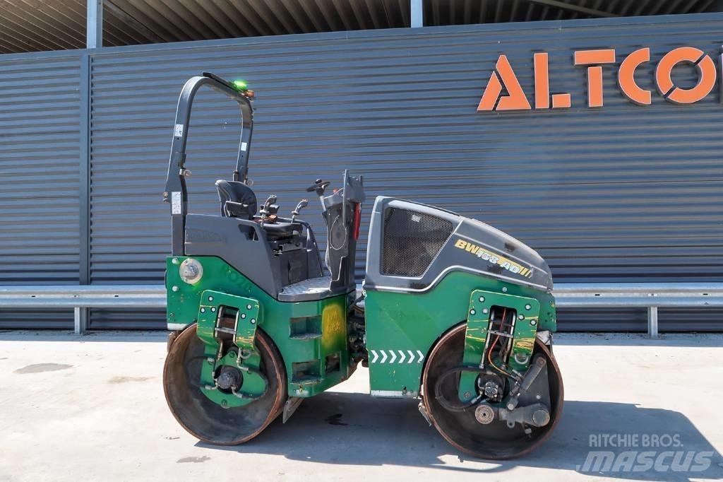 Bomag BW 138 AD-5 مداحل ثنائية الاسطوانة