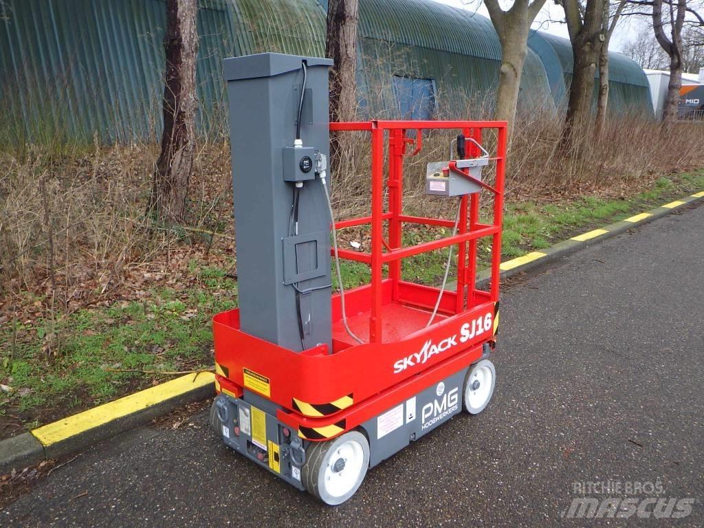 SkyJack SJ16 رافعات السارية الرأسية
