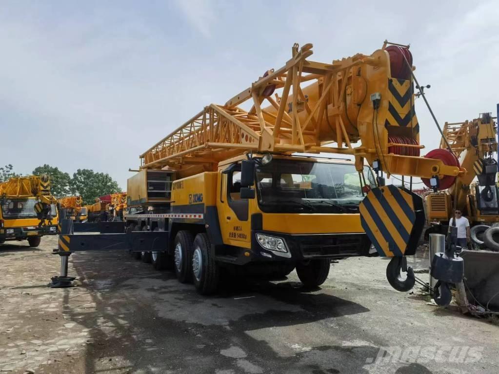 XCMG QY 100K رافعات الطرق الوعرة