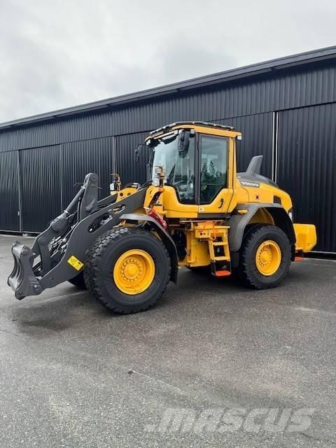Volvo L 90 H لوادر بعجل