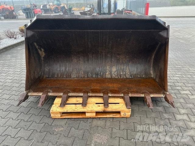 Liebherr LR 622 B دلاء