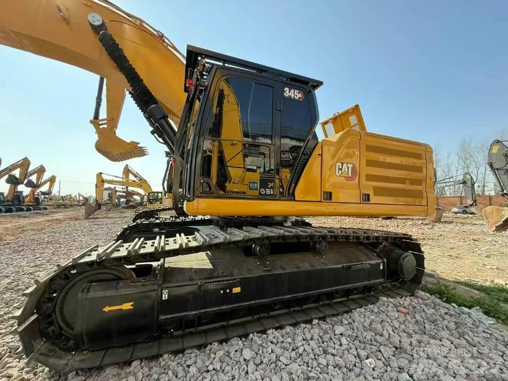 CAT 345GC حفارات زحافة