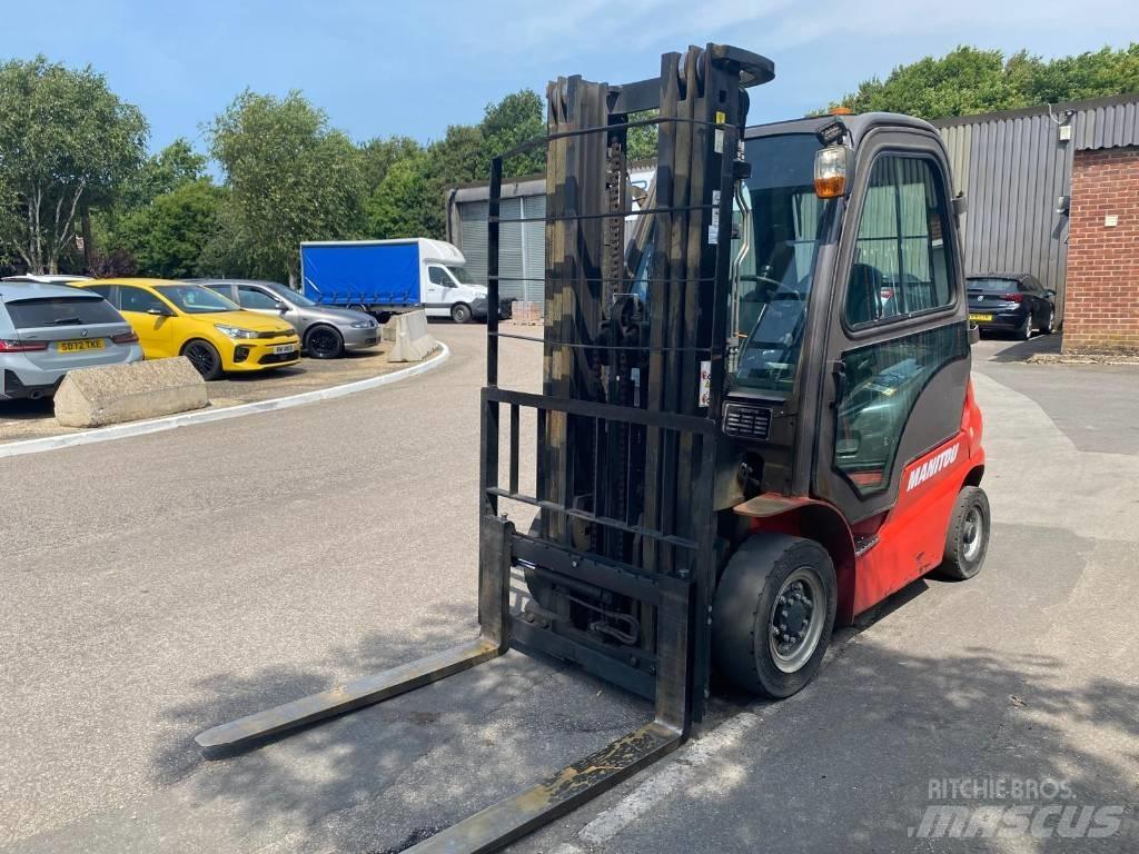 Manitou Mi25D شاحنات الديزل