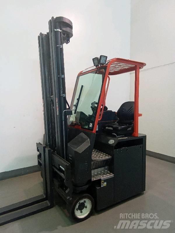 Combilift C 3000CBE شاحنات ذات رافعات شوكية تعمل بالكهرباء
